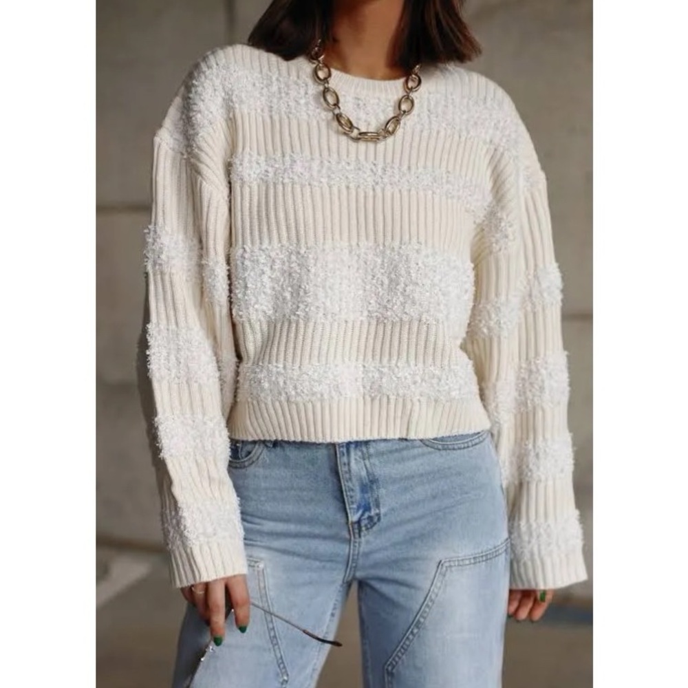Lane 201 Ivory Fuzzy Ribbed Knit Sweater